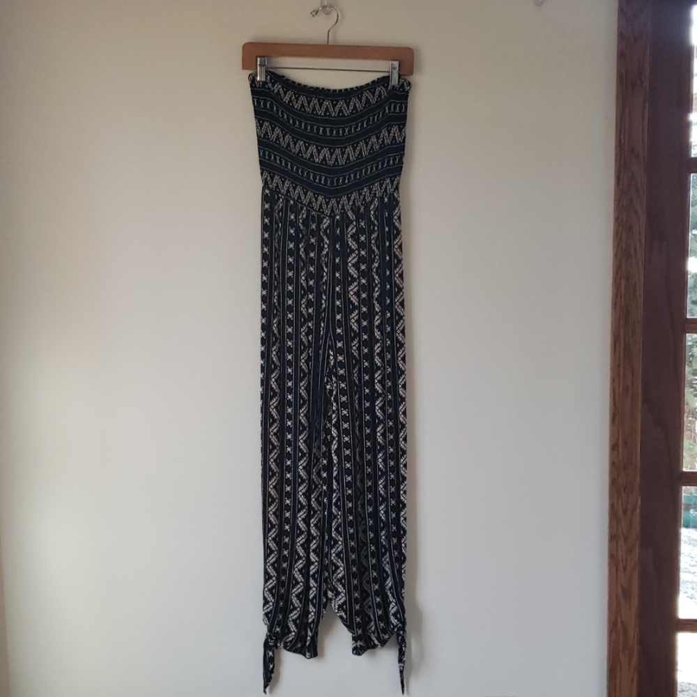 Urban Outfitter jumpsuit/romper